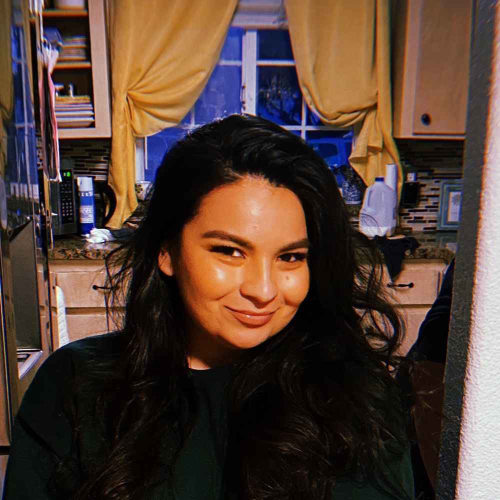 Meet your Posher, Cynthia